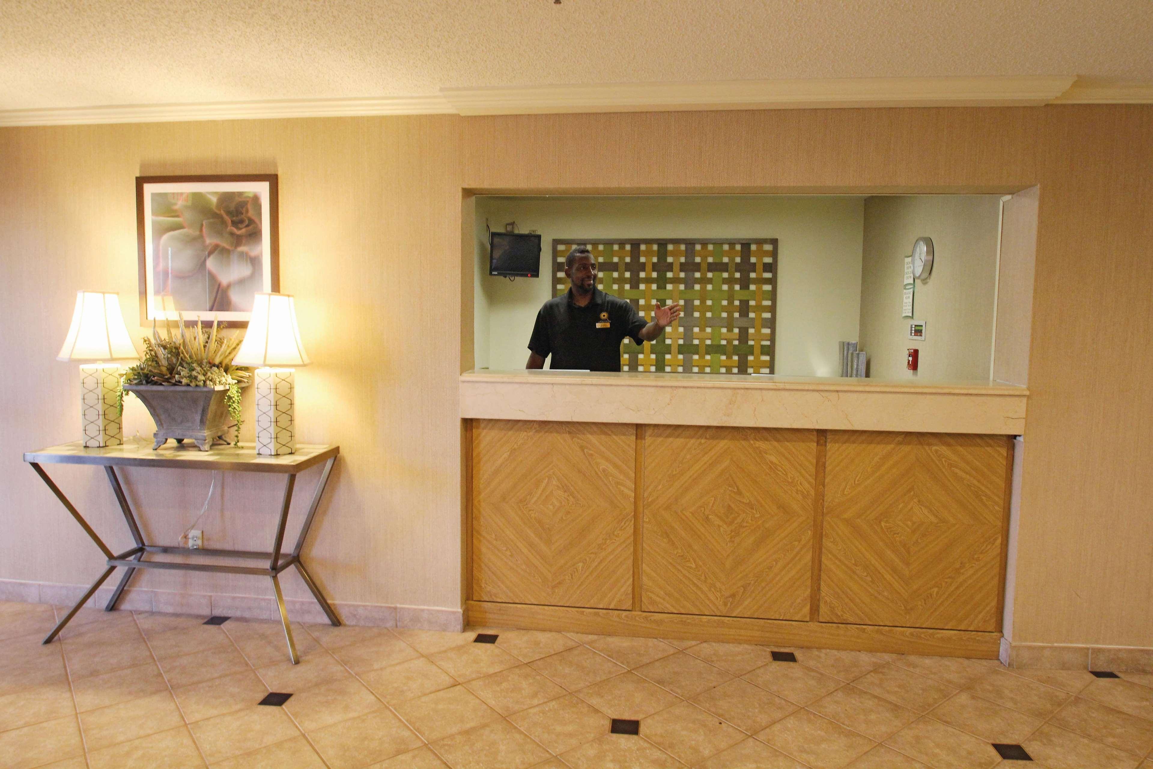 La Quinta By Wyndham Orlando South Hotell Williamsburg Exteriör bild