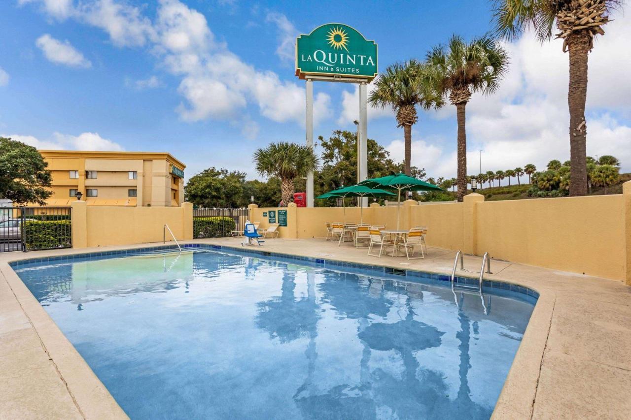 La Quinta By Wyndham Orlando South Hotell Williamsburg Exteriör bild